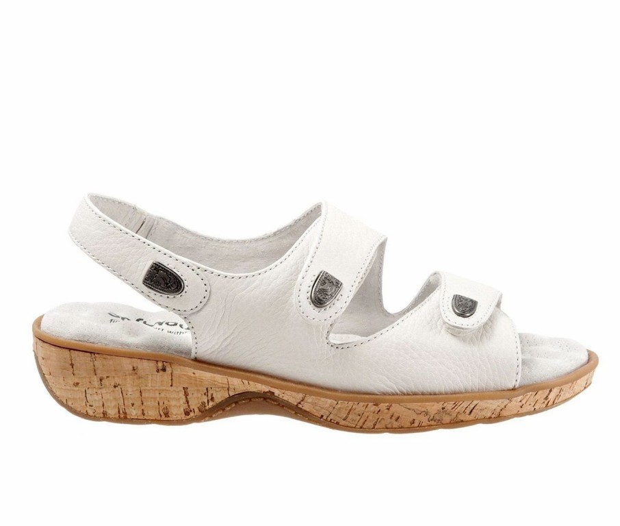 Flat Sandals * | Women'S Softwalk Bolivia Sandals